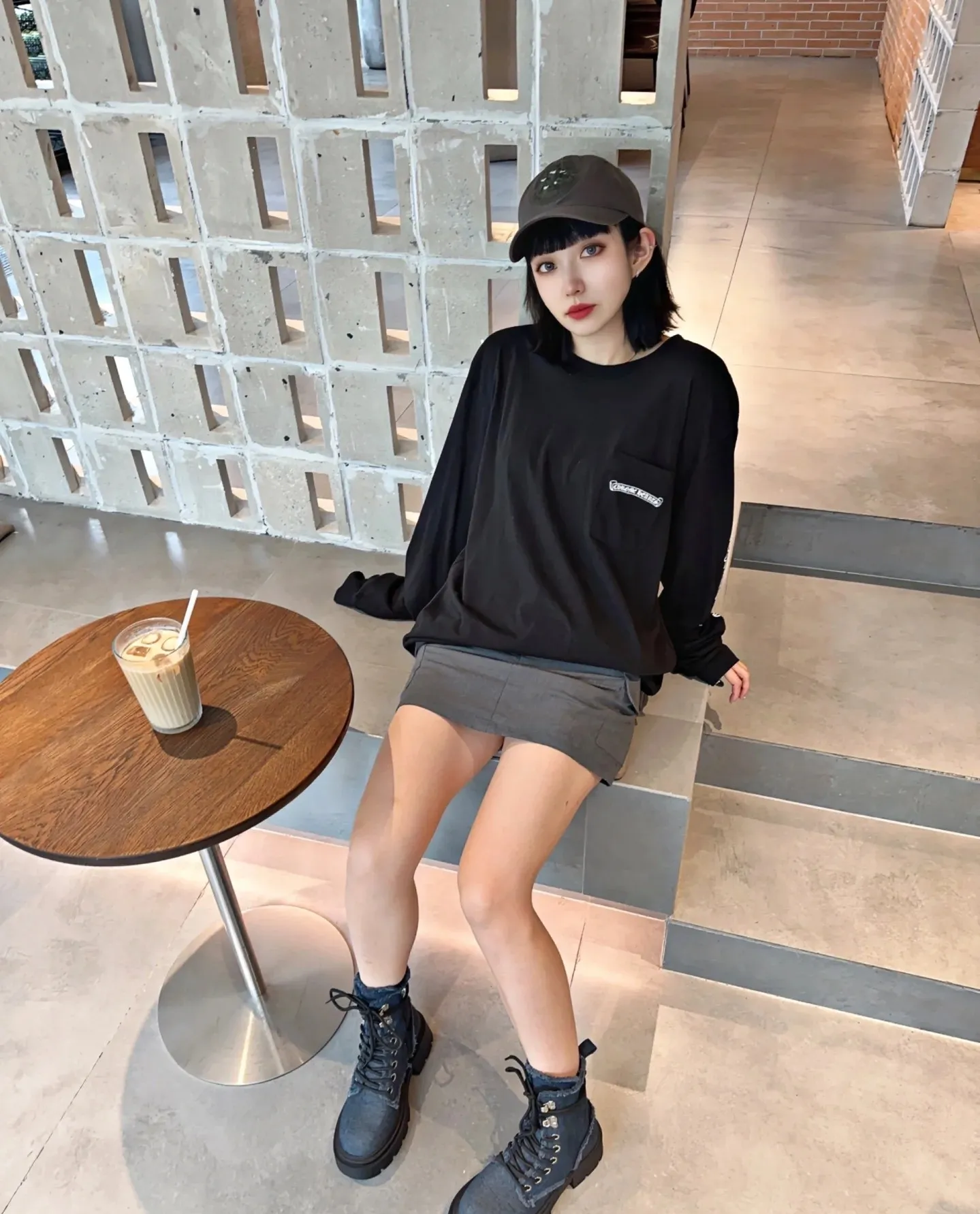 💰170 Style number: KD66 Chrome hearts Purple sword and dagger letter sweatshirt hoodie is made of 260g double yarn pure cotton fabric, 1:1 customized pattern, with three labels, the highest version on the market. Size:S-XL